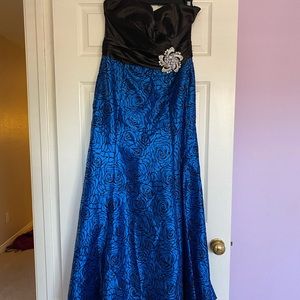 Ever pretty wedding dress